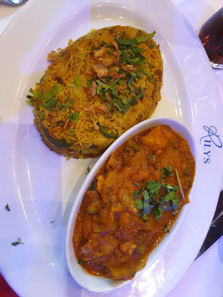 Rilys Indian Restaurant-10